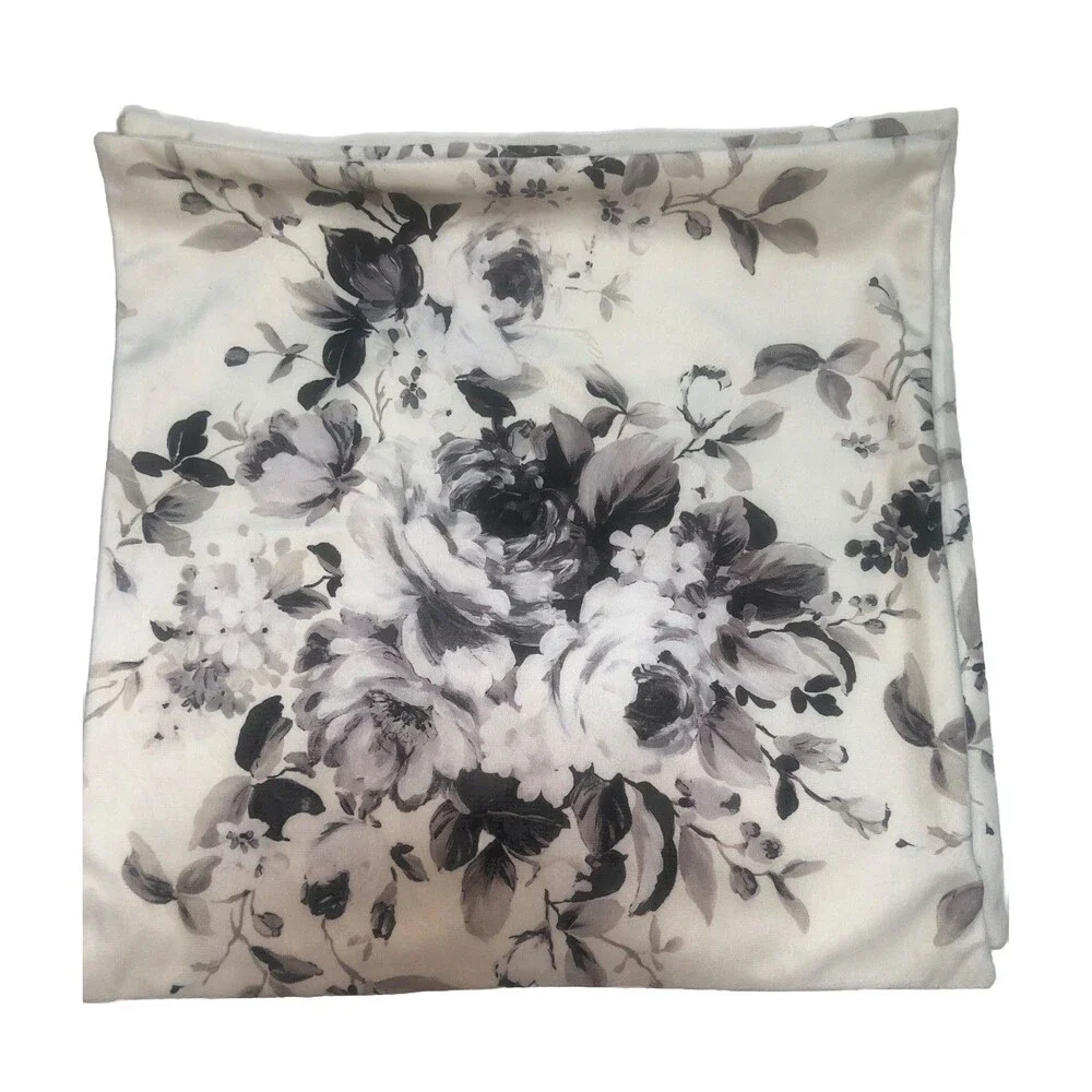 Black And White Flowers Pillow Case 17x17 2count House Decor